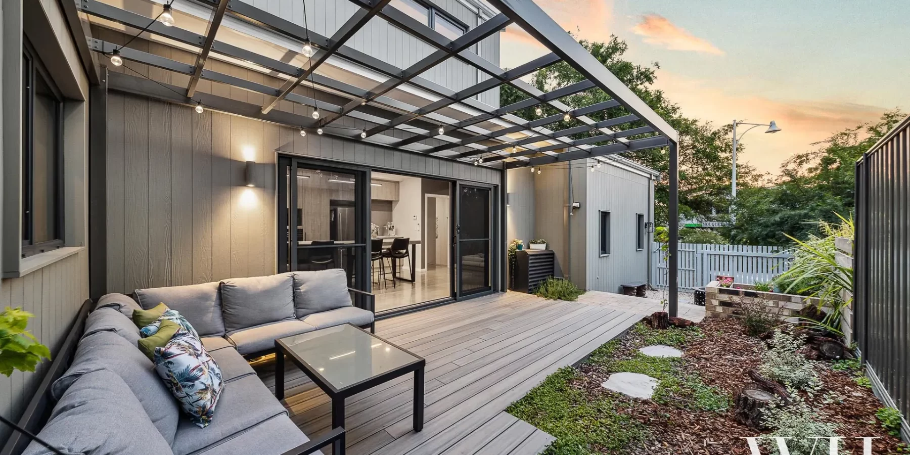 WEB 9 Mouquet Vista White Gum Valley 24